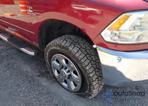 2015 Ram 2500 St z USA, uszkodzony, nr VIN 3C6UR5CL3FG593939